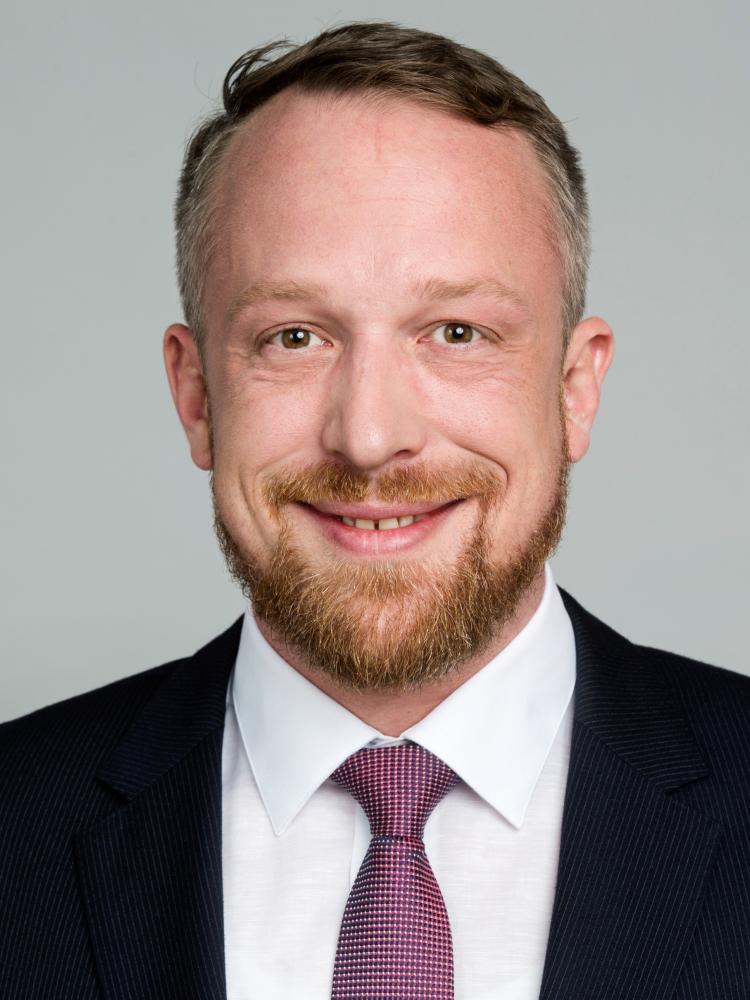 Portraitfoto Stefan Zeigler